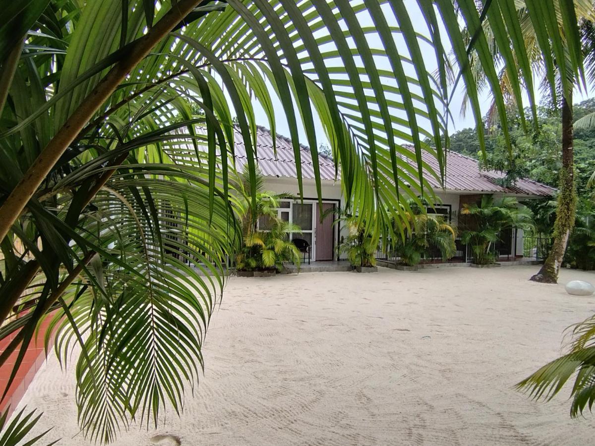 White Sand Ark Resort Sok San Village Екстер'єр фото