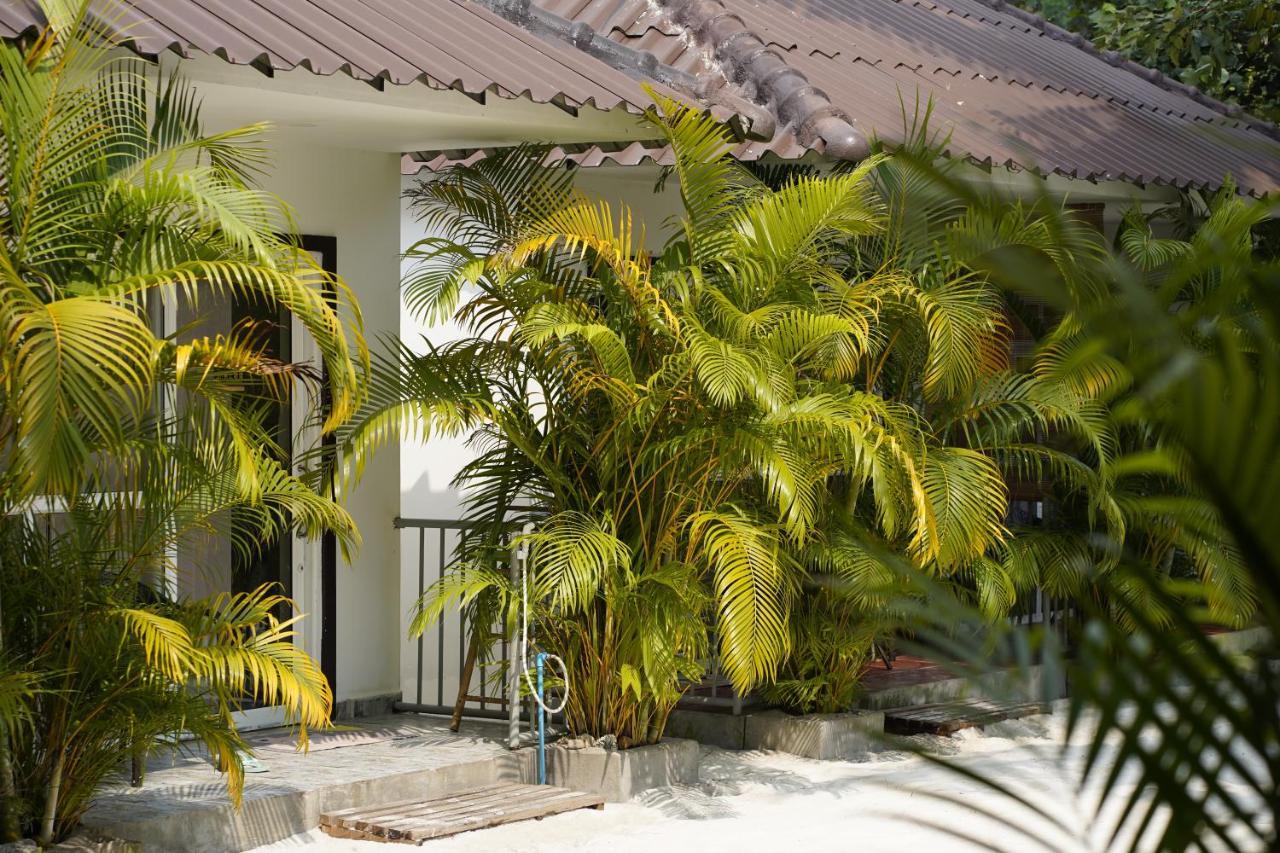 White Sand Ark Resort Sok San Village Екстер'єр фото