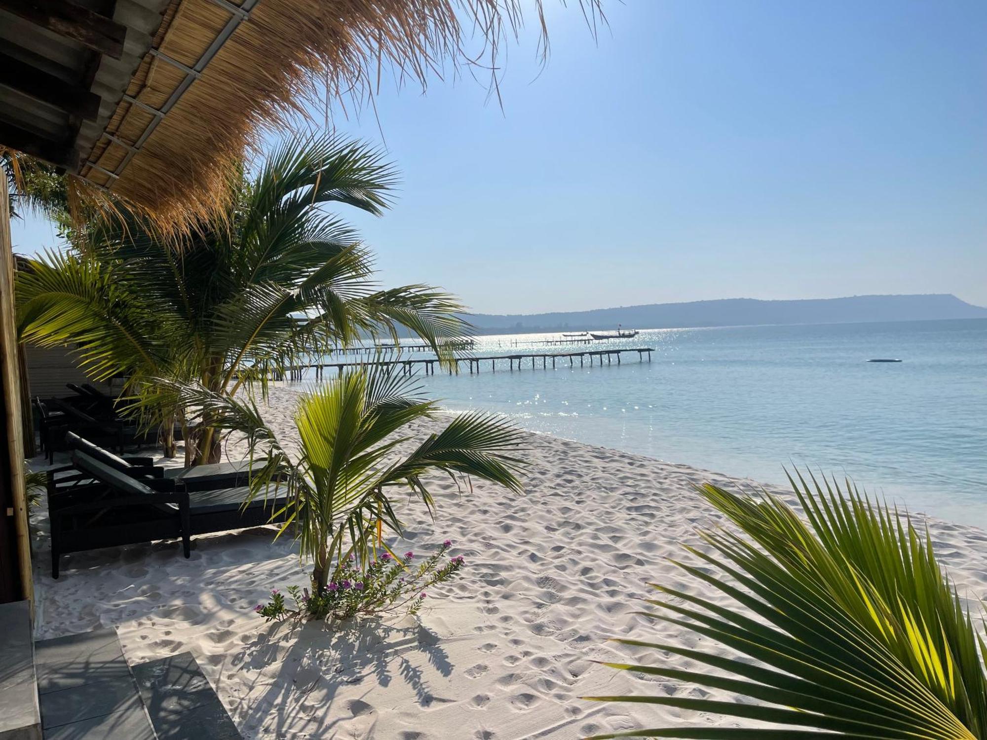 White Sand Ark Resort Sok San Village Екстер'єр фото